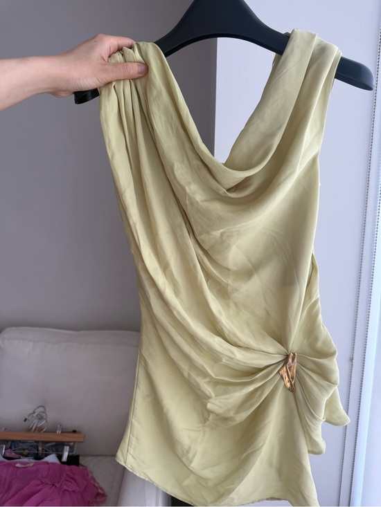 Zara Tops - Zara Pale Lime Draped Sleeveless Blouse with Twist Detail